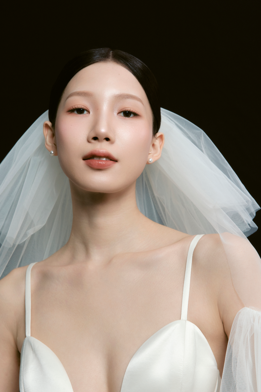Makeup — bridal beauty